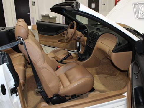 Used 1996 Ford Mustang Cobra image 13