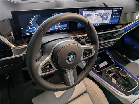 New 2026 BMW X5 xDrive40i w/ M Sport Package image 3