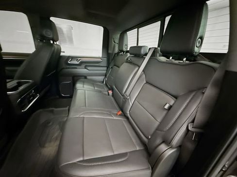 Used 2024 GMC Sierra 2500 Denali w/ Denali Reserve Package image 28