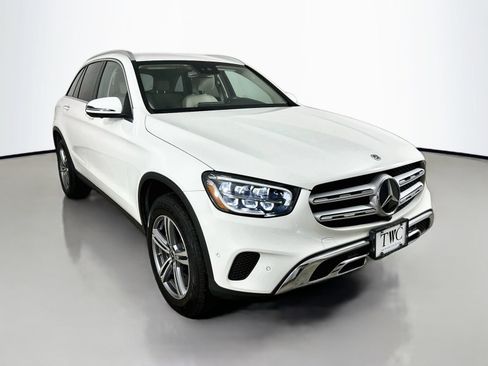 Used 2022 Mercedes-Benz GLC 300 4MATIC image 3