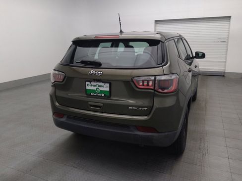 Used 2018 Jeep Compass Sport FWD image 7