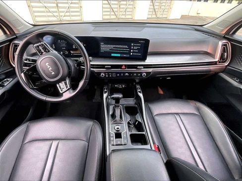 Used 2024 Kia Sorento S FWD image 16