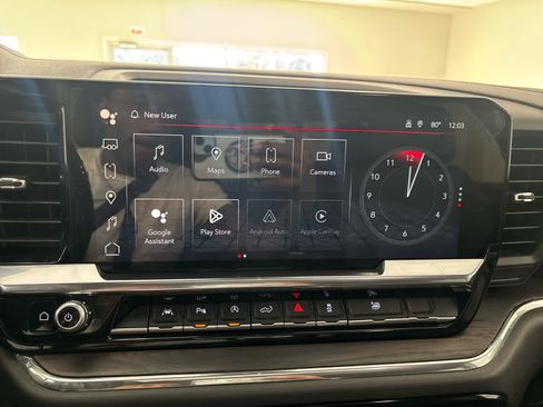 Used 2024 GMC Sierra 1500 SLT w/ SLT Convenience Package image 35