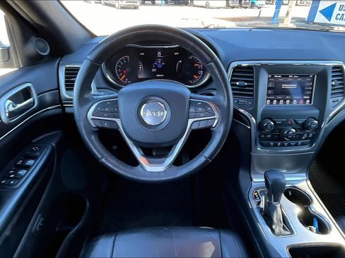 Used 2018 Jeep Grand Cherokee Limited image 6