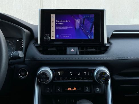 Used 2025 Toyota RAV4 XLE image 26