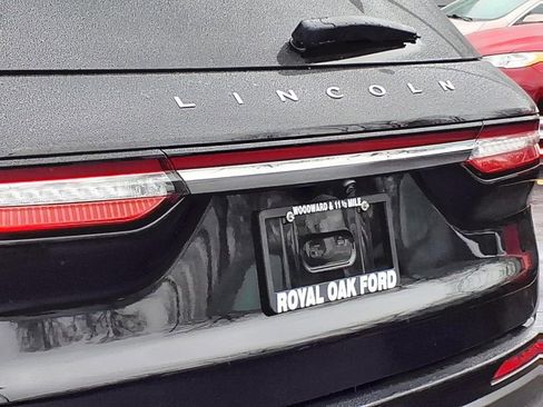 Used 2022 Lincoln Corsair AWD w/ Premium Package image 25