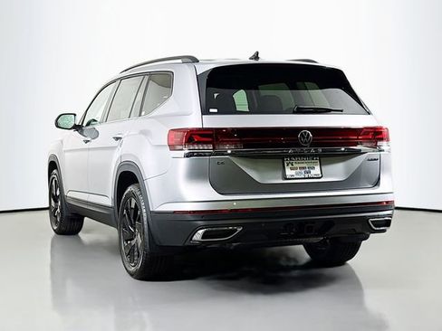 New 2026 Volkswagen Atlas SE image 5