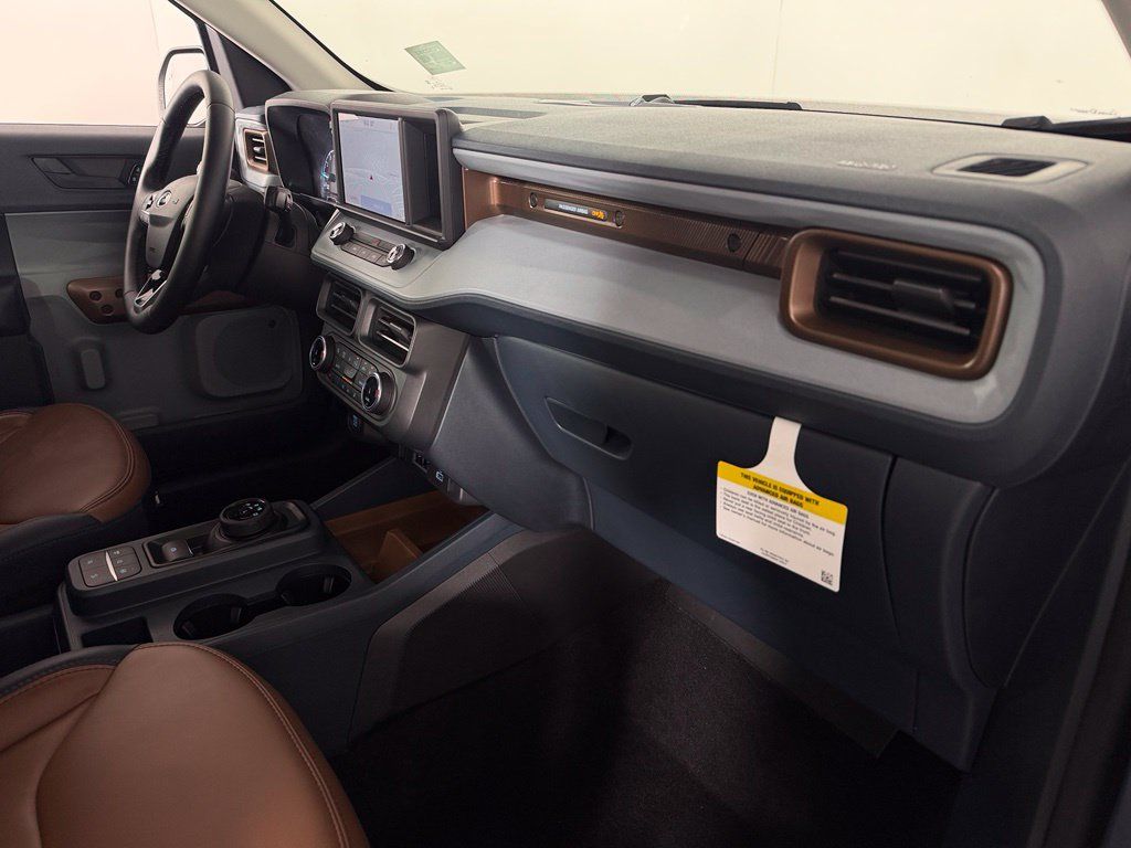 Used 2024 Ford Maverick Lariat w/ FX4 Off-Road Package AWD/4WD image 30