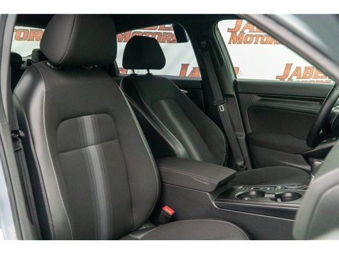 Used 2024 Honda Civic Sport image 8