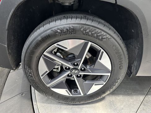 Certified 2025 Hyundai Tucson SEL image 11