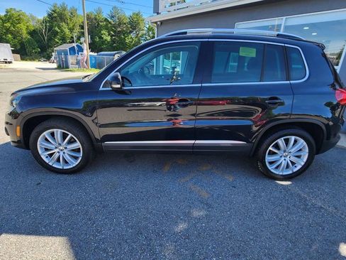 Used 2012 Volkswagen Tiguan SE FWD image 8