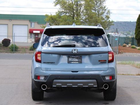 Used 2023 Honda Passport TrailSport image 4