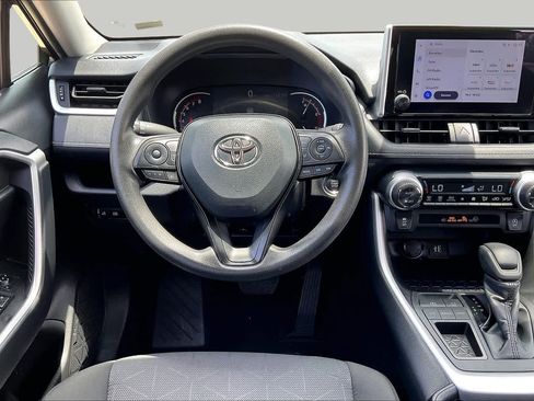 Used 2025 Toyota RAV4 XLE FWD image 6