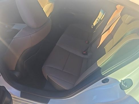 Used 2023 Lexus ES 350 w/ Premium Package image 11