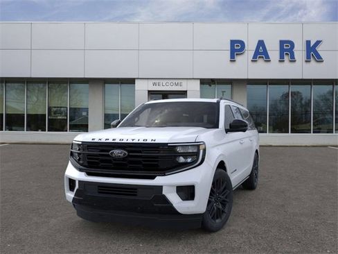 New 2025 Ford Expedition Max Platinum w/ Stealth Performance Package image 3