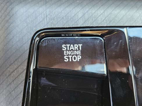 New 2025 BMW X3 xDrive30i w/ Convenience Package image 41