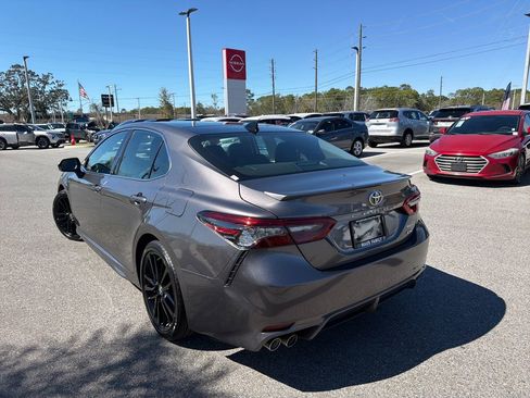 Used 2023 Toyota Camry XSE w/ Navigation Package image 5