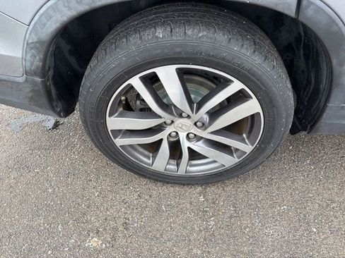 Used 2016 Honda Pilot Touring image 44