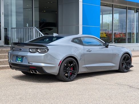 Certified 2024 Chevrolet Camaro SS RWD image 3