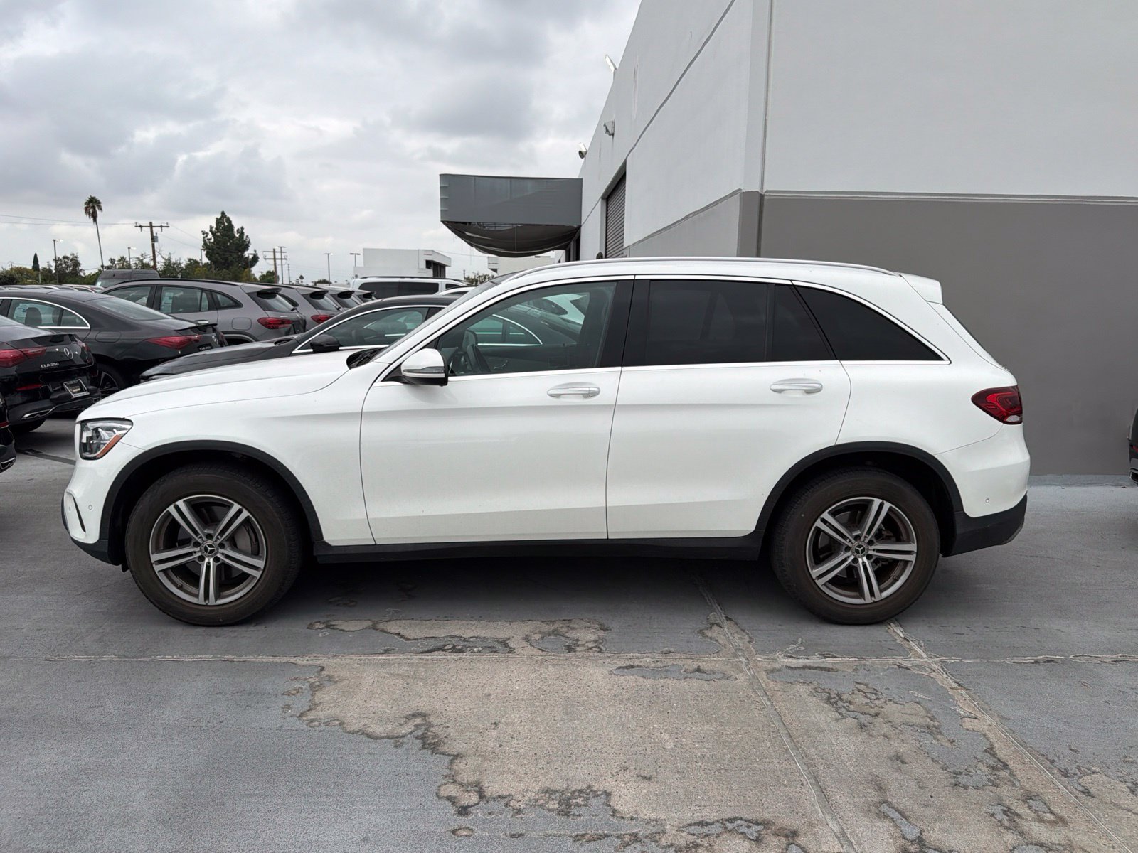 Certified 2022 Mercedes-Benz GLC 300 image 2