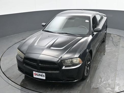 Used 2012 Dodge Charger SE w/ Connectivity Group image 16