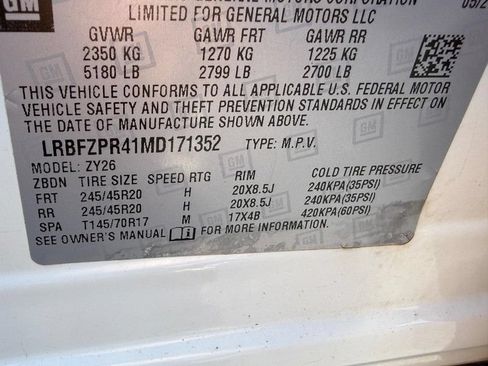 Used 2021 Buick Envision Essence w/ Technology Package I AWD/4WD image 23