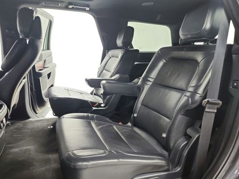 Used 2023 Lincoln Navigator Reserve image 44