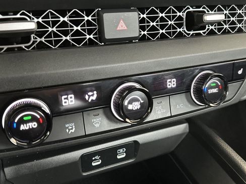 Certified 2023 Honda Accord EX image 17