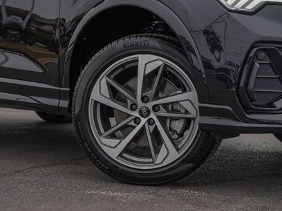 New 2025 Audi Q3 2.0T Premium