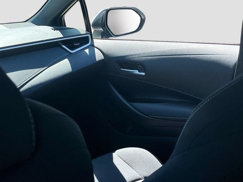 Used 2025 Toyota Corolla SE FWD image 23