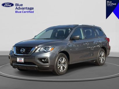 Used 2020 Nissan Pathfinder SV