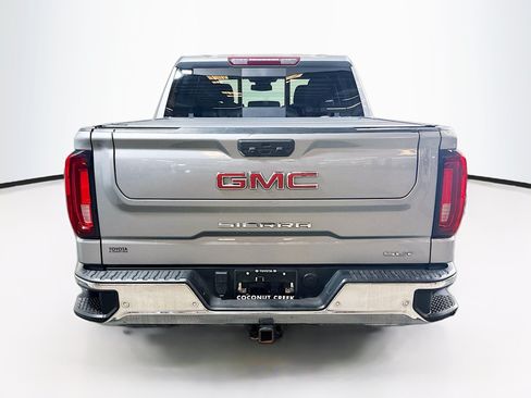 Used 2023 GMC Sierra 1500 SLT w/ SLT Premium Plus Package RWD image 4