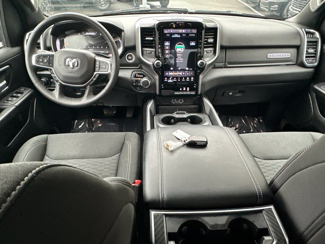 Used 2025 RAM 1500 Big Horn AWD/4WD image 32