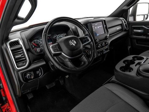 Used 2024 RAM 2500 Big Horn w/ Bed Utility Group image 12