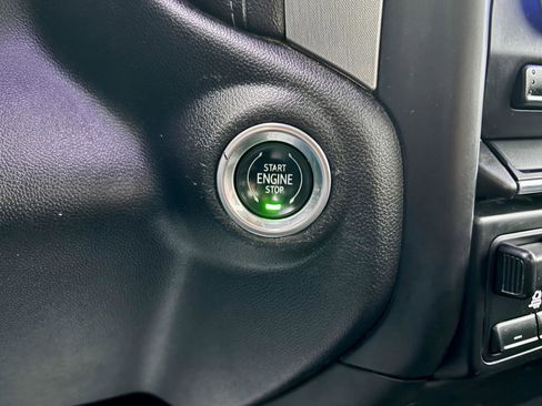 Used 2022 GMC Sierra 3500 SLE w/ SLE Convenience Package image 29