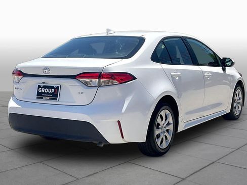Used 2025 Toyota Corolla LE FWD image 13