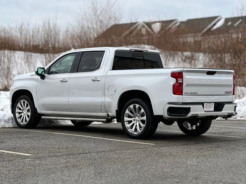 Used 2022 Chevrolet Silverado 1500 High Country w/ Safety Package II image 6