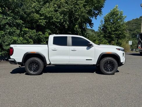 Used 2026 GMC Canyon Elevation w/ Convenience Package AWD/4WD image 8