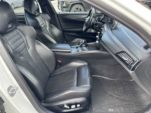 Used 2020 BMW M5 w/ Executive Package image 25
