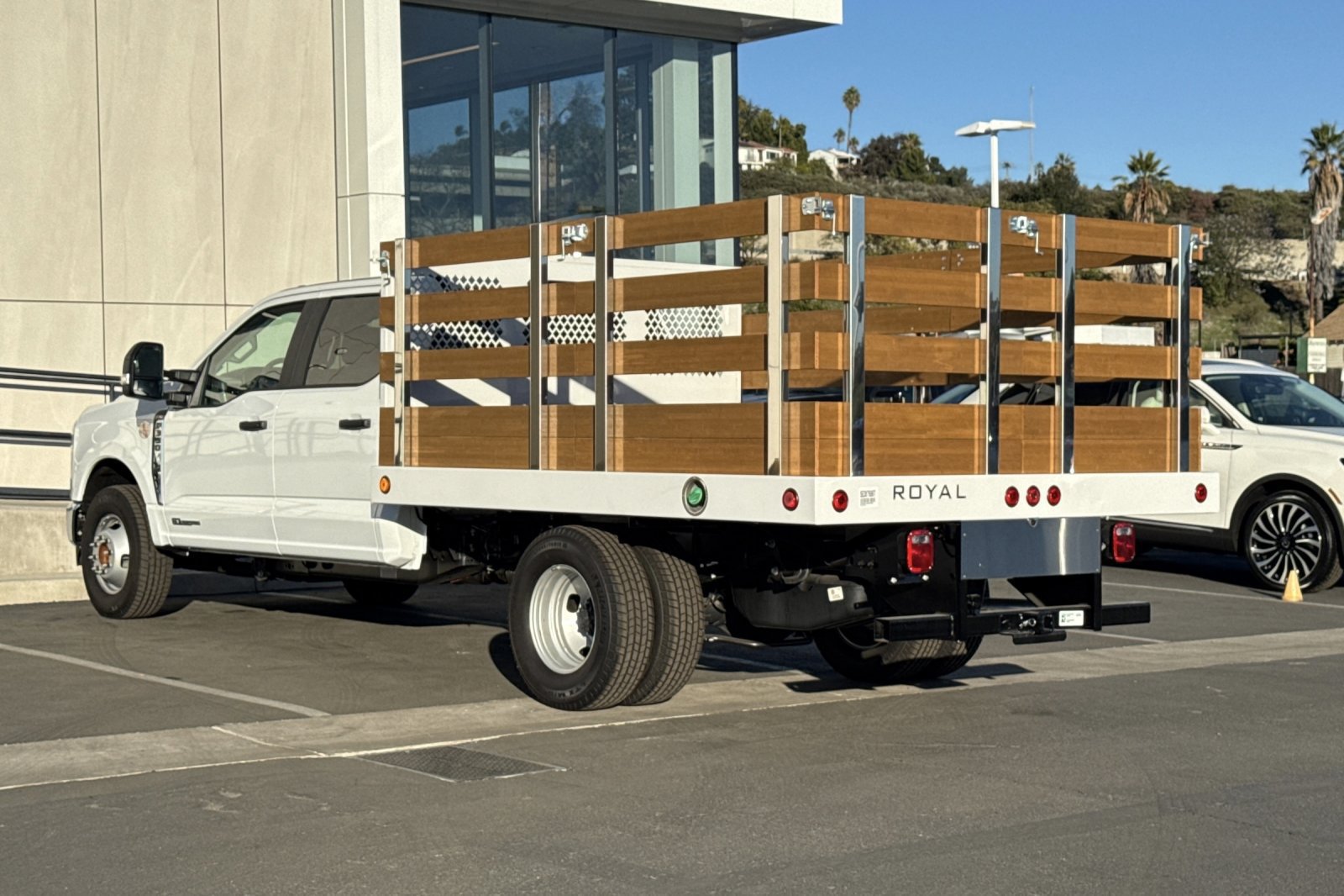 New 2025 Ford F350 XL w/ XL Chrome Package RWD image 5
