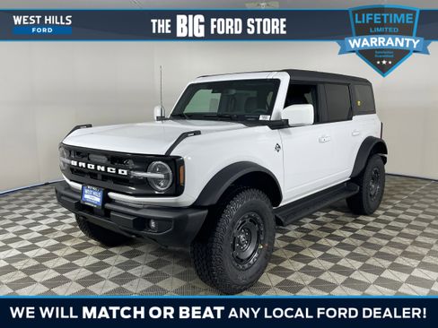New 2025 Ford Bronco Outer Banks w/ Sasquatch Package image 1