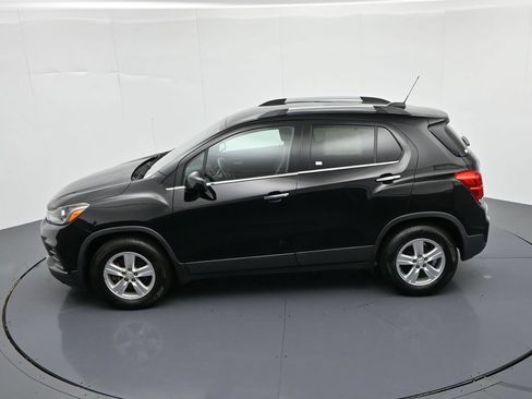 Used 2017 Chevrolet Trax LT w/ Driver Confidence Package FWD image 17