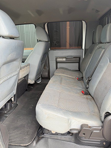 Used 2011 Ford F250 XLT w/ FX4 4X4 Off-Road Pkg image 9