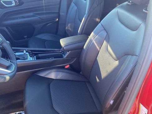 New 2026 Jeep Compass Latitude image 19