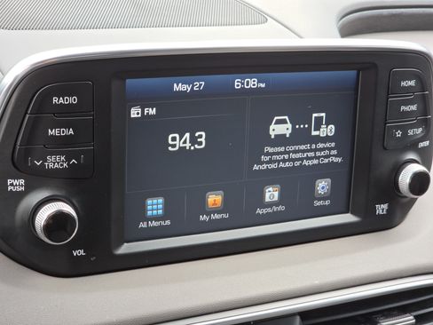 Used 2019 Hyundai Santa Fe Limited FWD image 19