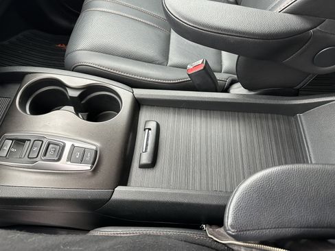 Used 2022 Honda Pilot TrailSport image 32