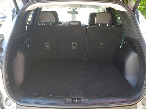 Certified 2025 Ford Escape Platinum AWD/4WD image 21