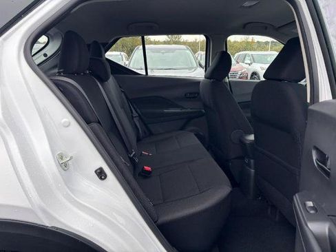 Certified 2025 Nissan Kicks Play S FWD image 5