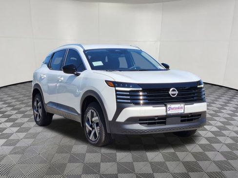 New 2026 Nissan Kicks SV image 2