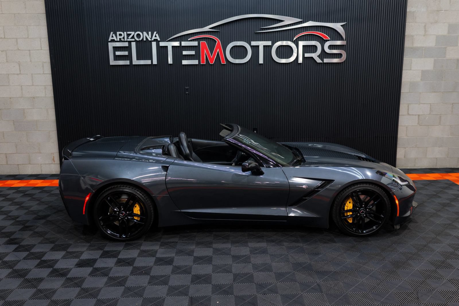 Used 2014 Chevrolet Corvette Stingray Convertible w/ 3LT Preferred Equipment Group RWD image 20